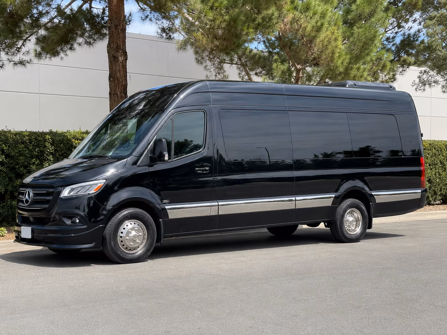find the perfect transportation for your next wedding 4